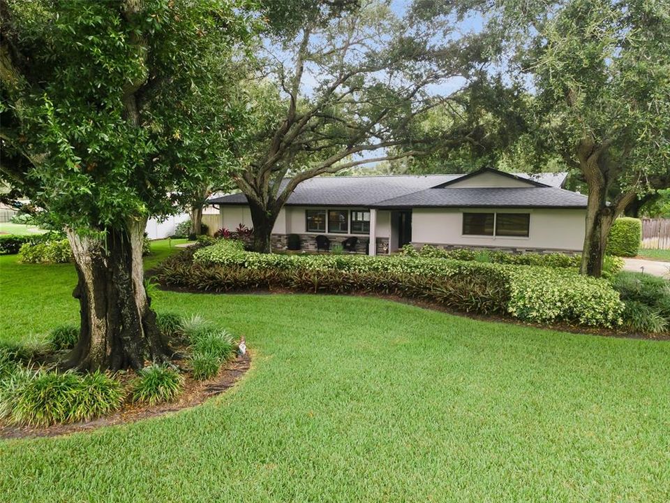 En Venta: $1,295,000 (4 camas, 3 baños, 2566 Pies cuadrados)