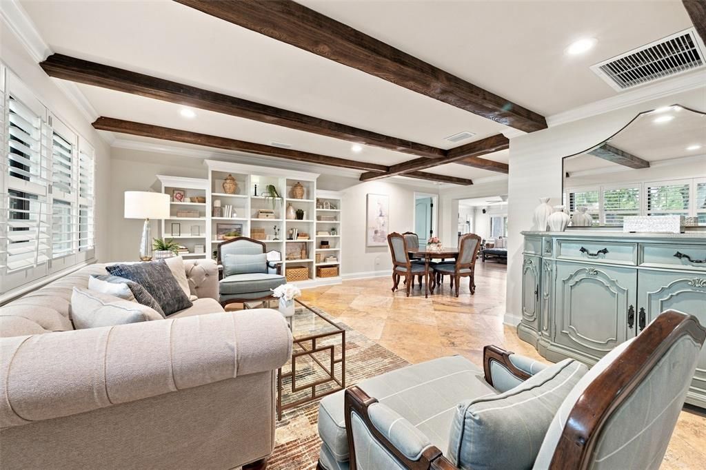En Venta: $1,295,000 (4 camas, 3 baños, 2566 Pies cuadrados)