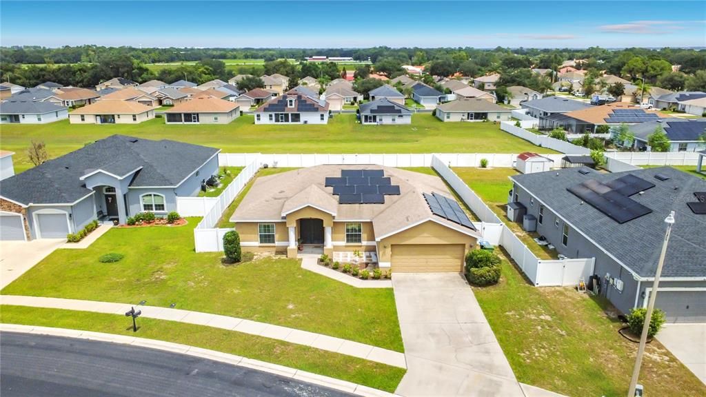 En Venta: $298,900 (4 camas, 2 baños, 1835 Pies cuadrados)
