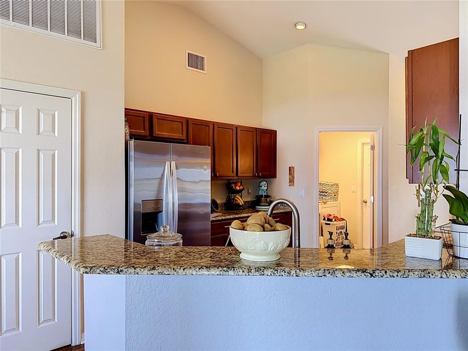 En Venta: $298,900 (4 camas, 2 baños, 1835 Pies cuadrados)