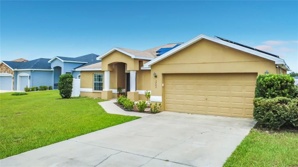 En Venta: $298,900 (4 camas, 2 baños, 1835 Pies cuadrados)