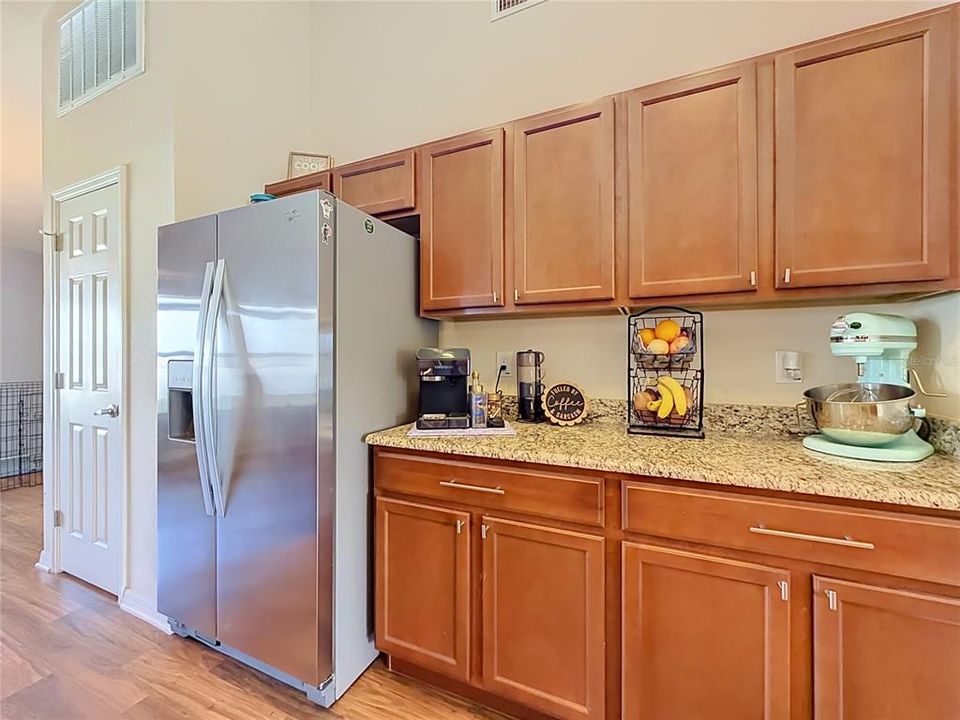 En Venta: $298,900 (4 camas, 2 baños, 1835 Pies cuadrados)