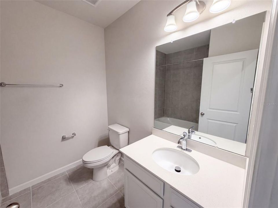 En Venta: $298,000 (3 camas, 2 baños, 1532 Pies cuadrados)