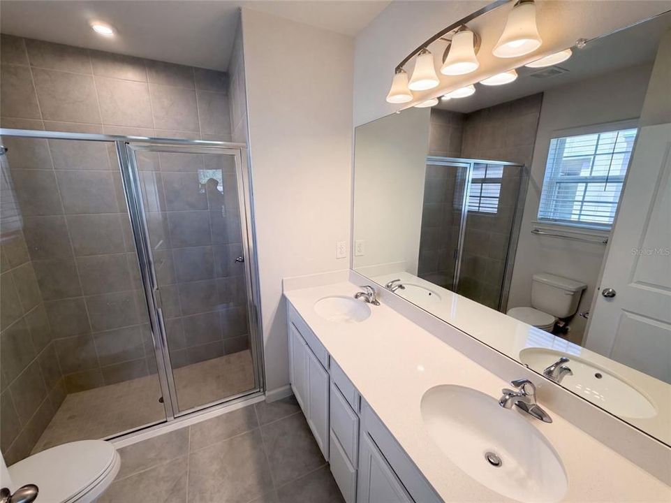 En Venta: $298,000 (3 camas, 2 baños, 1532 Pies cuadrados)