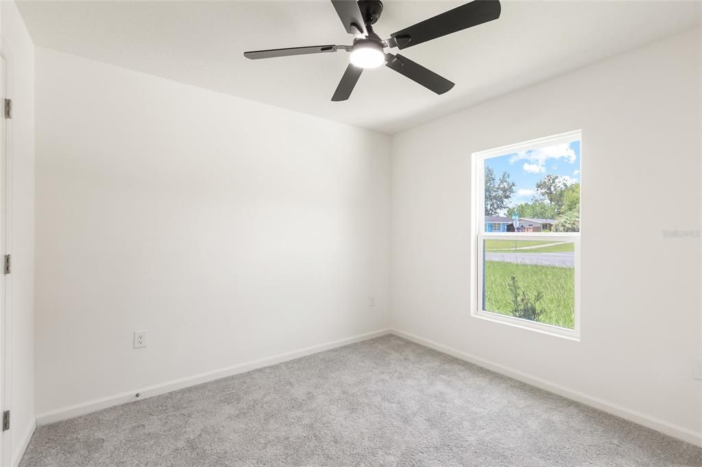 For Rent: $1,695 (3 beds, 2 baths, 1259 Square Feet)