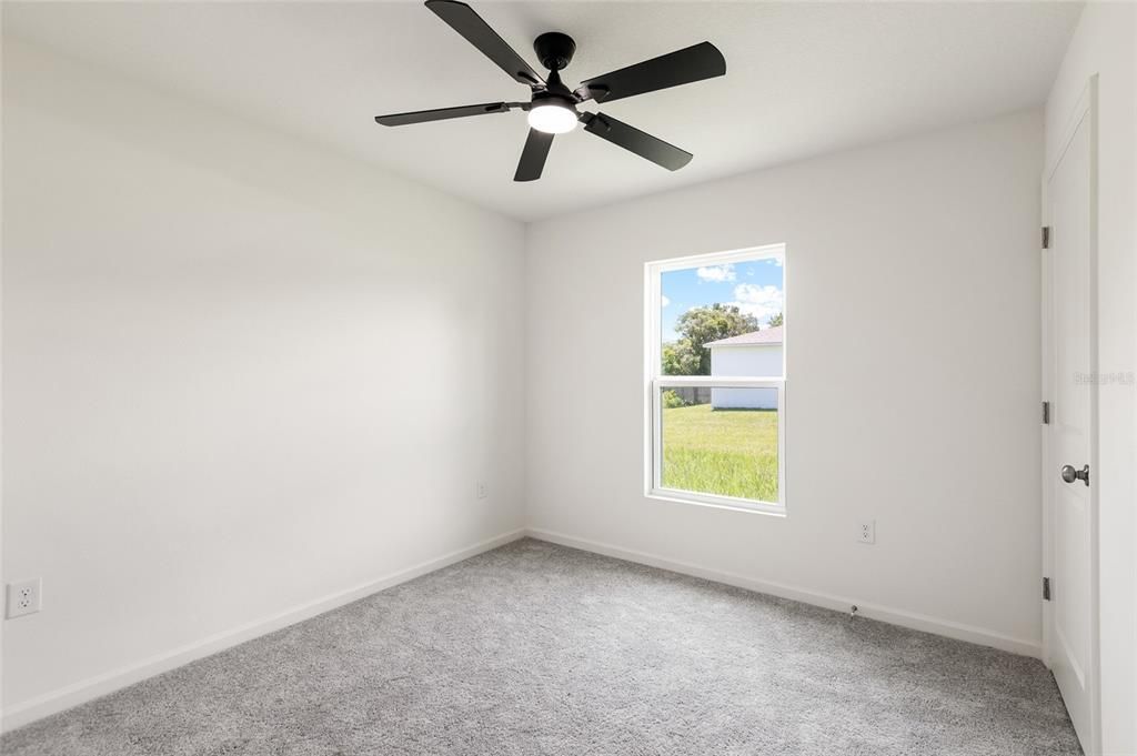 For Rent: $1,695 (3 beds, 2 baths, 1259 Square Feet)