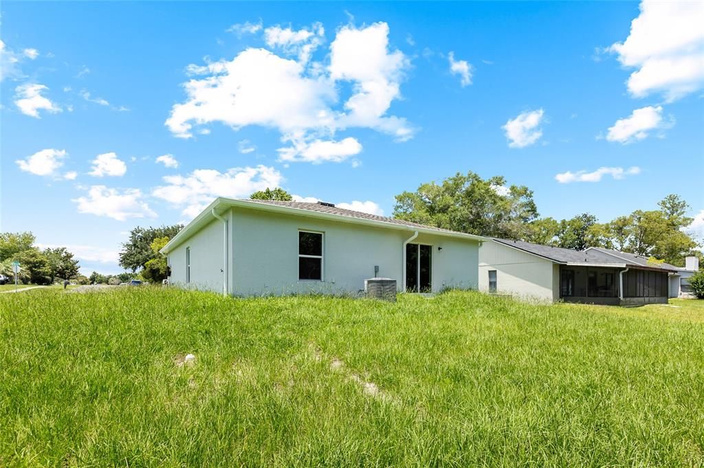 For Rent: $1,695 (3 beds, 2 baths, 1259 Square Feet)