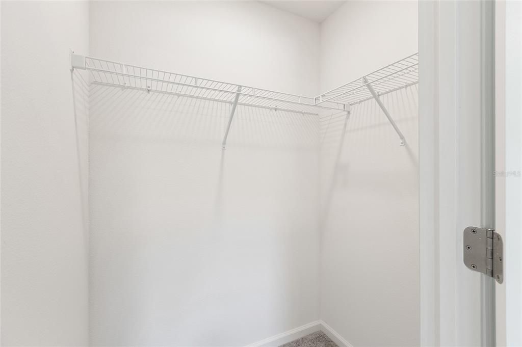 For Rent: $1,695 (3 beds, 2 baths, 1259 Square Feet)