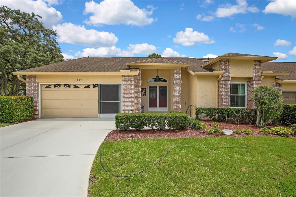 For Sale: $325,000 (2 beds, 2 baths, 1835 Square Feet)