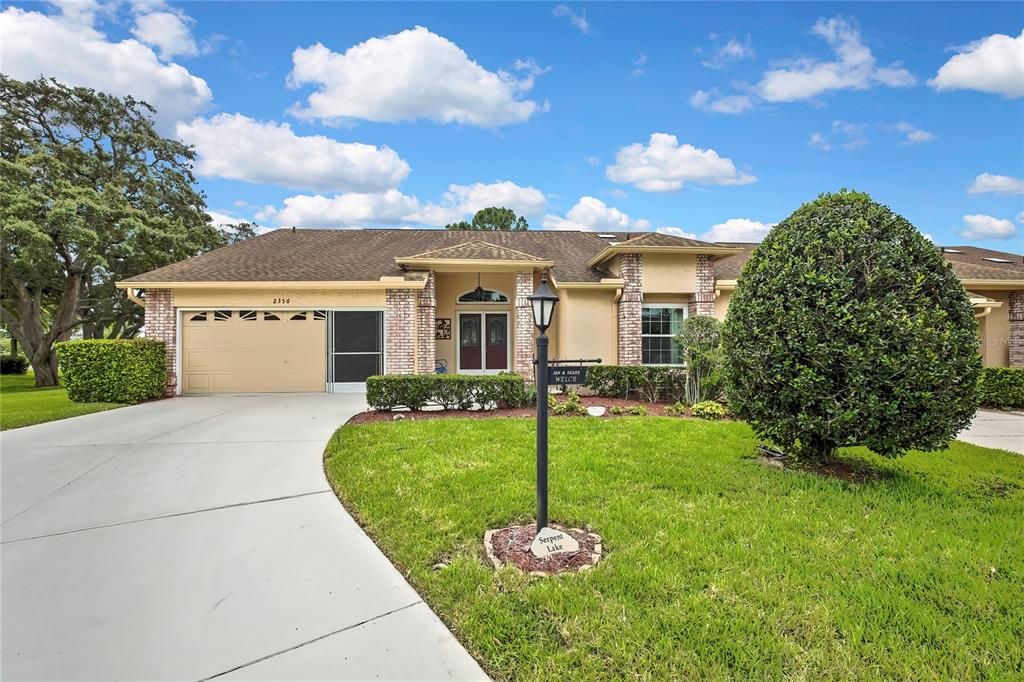 For Sale: $325,000 (2 beds, 2 baths, 1835 Square Feet)