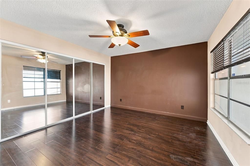 En Venta: $350,000 (3 camas, 2 baños, 1432 Pies cuadrados)