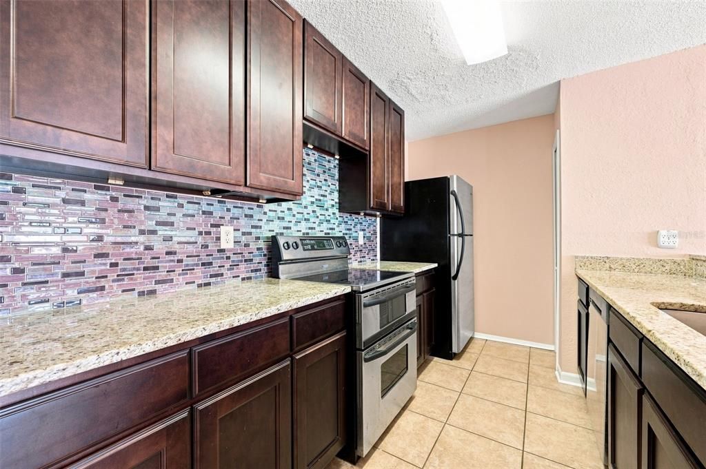 En Venta: $350,000 (3 camas, 2 baños, 1432 Pies cuadrados)