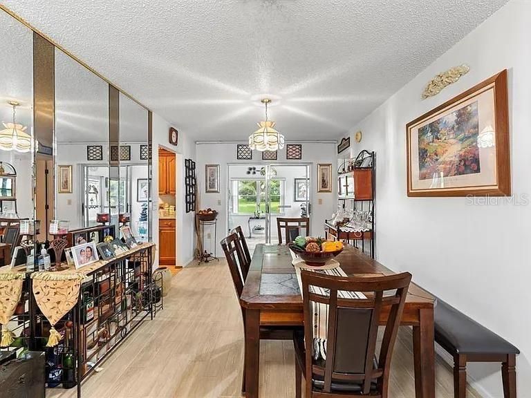 For Sale: $239,900 (2 beds, 2 baths, 1440 Square Feet)