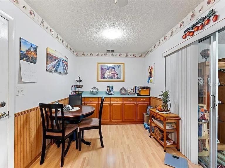 For Sale: $239,900 (2 beds, 2 baths, 1440 Square Feet)