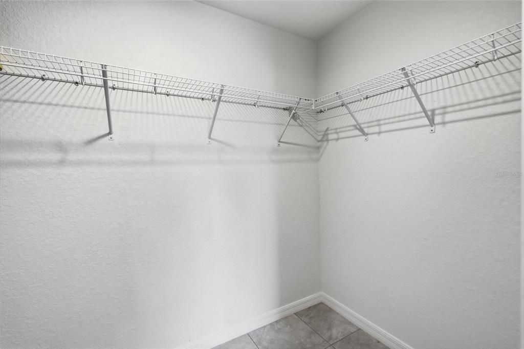 En Venta: $325,000 (3 camas, 2 baños, 1613 Pies cuadrados)