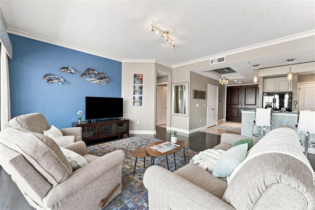 For Sale: $1,100,000 (3 beds, 3 baths, 1767 Square Feet)