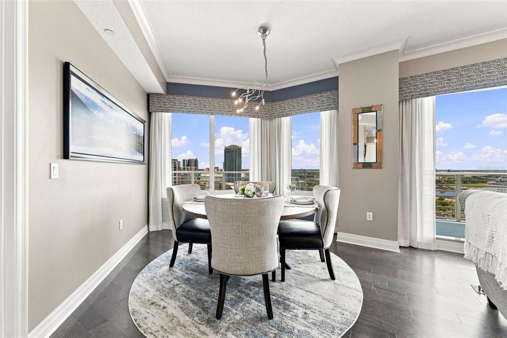For Sale: $1,100,000 (3 beds, 3 baths, 1767 Square Feet)