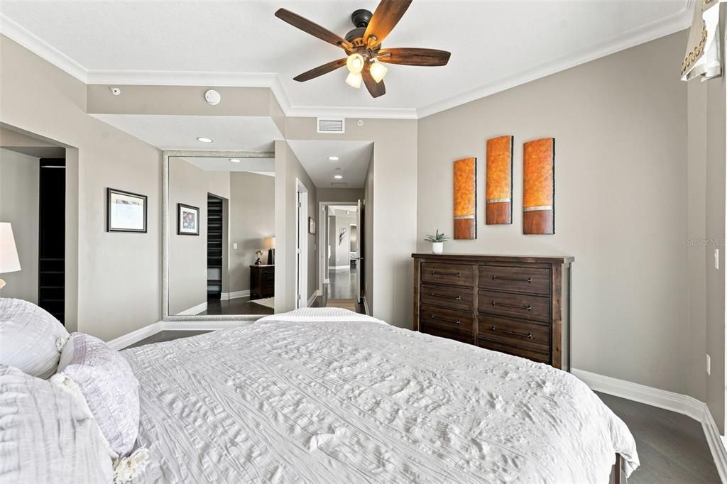 For Sale: $1,100,000 (3 beds, 3 baths, 1767 Square Feet)
