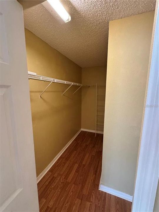 En Renta: $2,000 (4 camas, 3 baños, 1907 Pies cuadrados)
