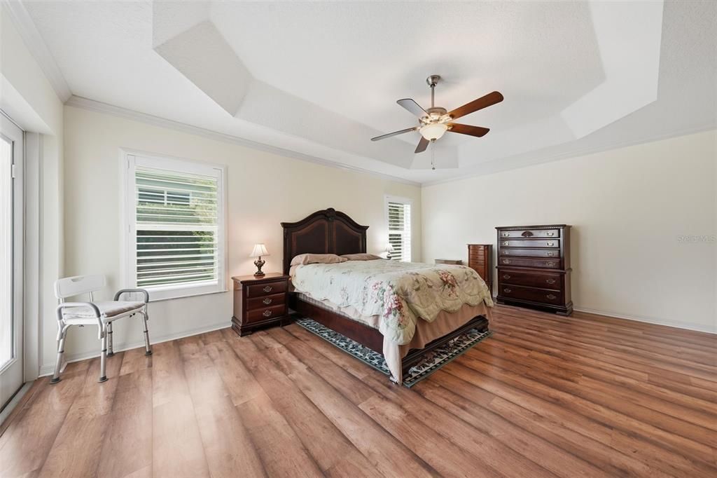 For Sale: $474,900 (3 beds, 2 baths, 1927 Square Feet)