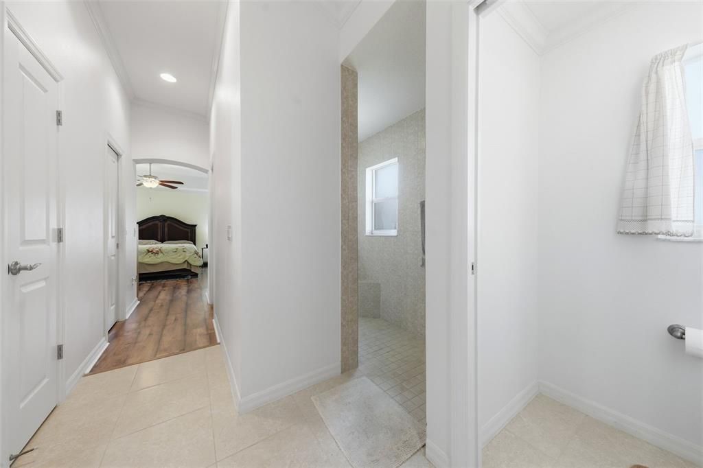 For Sale: $474,900 (3 beds, 2 baths, 1927 Square Feet)