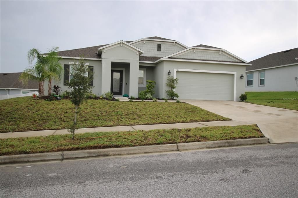 For Sale: $337,592 (3 beds, 2 baths, 1852 Square Feet)