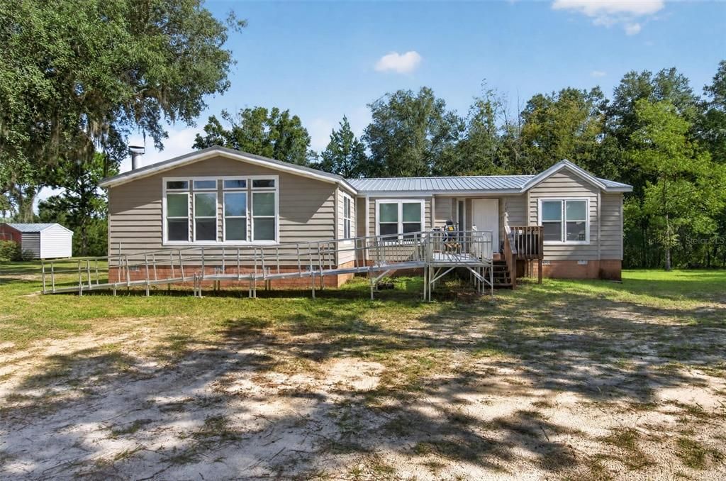 En Venta: $294,947 (2 camas, 2 baños, 2113 Pies cuadrados)