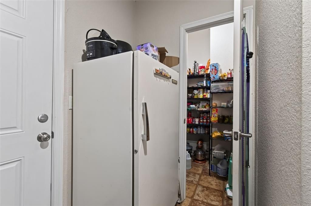En Venta: $294,947 (2 camas, 2 baños, 2113 Pies cuadrados)