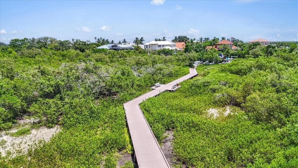 For Sale: $1,999,000 (3 beds, 3 baths, 2856 Square Feet)