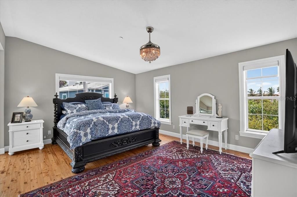 For Sale: $1,999,000 (3 beds, 3 baths, 2856 Square Feet)