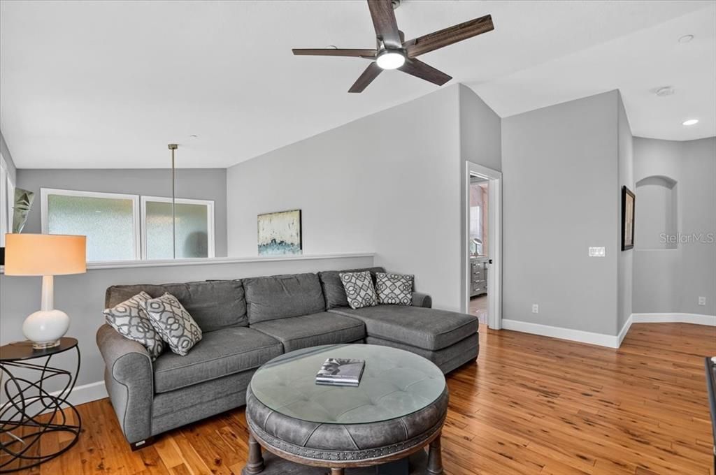 For Sale: $1,999,000 (3 beds, 3 baths, 2856 Square Feet)