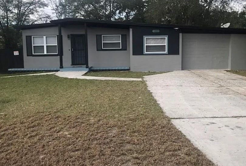 En Venta: $300,000 (4 camas, 2 baños, 1325 Pies cuadrados)