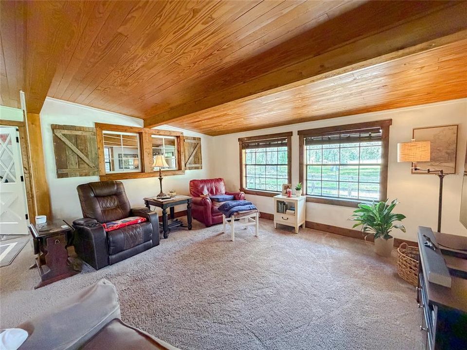 En Venta: $479,000 (2 camas, 1 baños, 1440 Pies cuadrados)