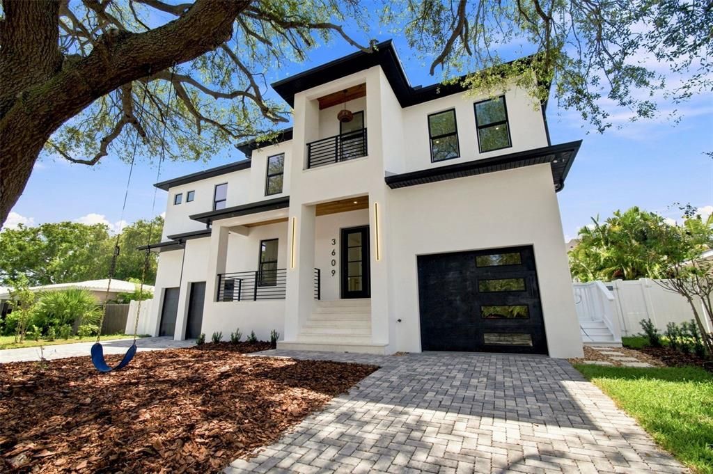 На продажу: $2,699,999 (5 спален, 4 ванн, 5158 Квадратных фут)