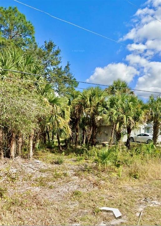待售: $21,900 (0.23 acres)
