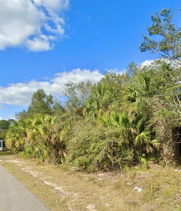 待售: $21,900 (0.23 acres)