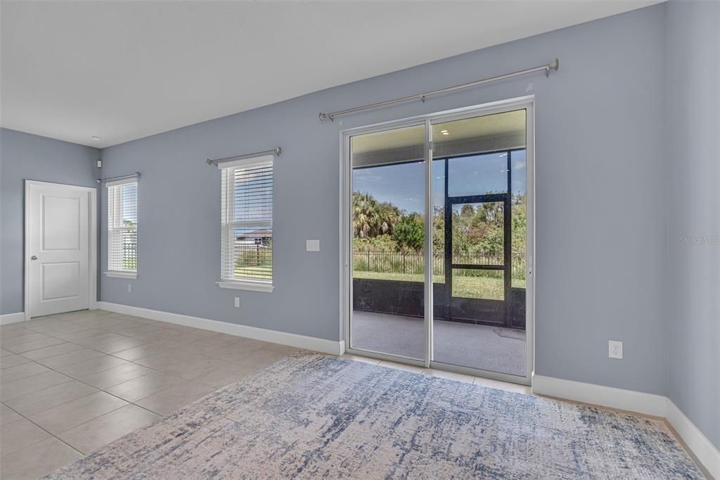 For Sale: $365,000 (4 beds, 2 baths, 1808 Square Feet)