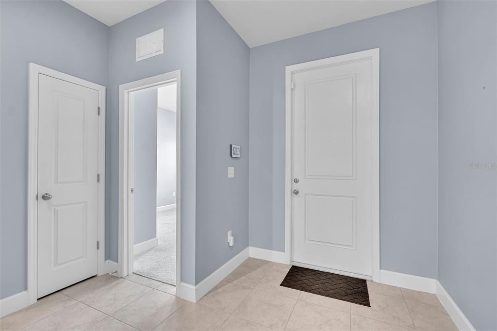 For Sale: $365,000 (4 beds, 2 baths, 1808 Square Feet)