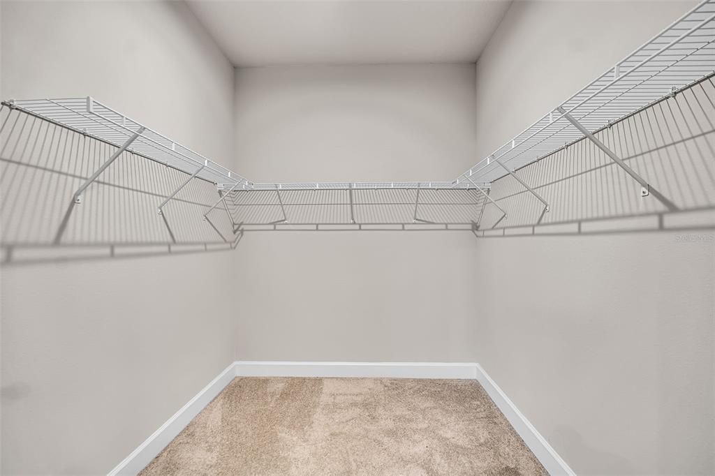 For Sale: $365,000 (4 beds, 2 baths, 1808 Square Feet)