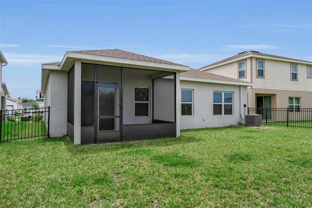 For Sale: $365,000 (4 beds, 2 baths, 1808 Square Feet)