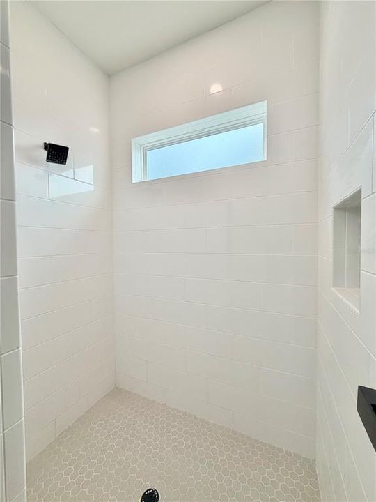 For Sale: $575,000 (4 beds, 3 baths, 2059 Square Feet)