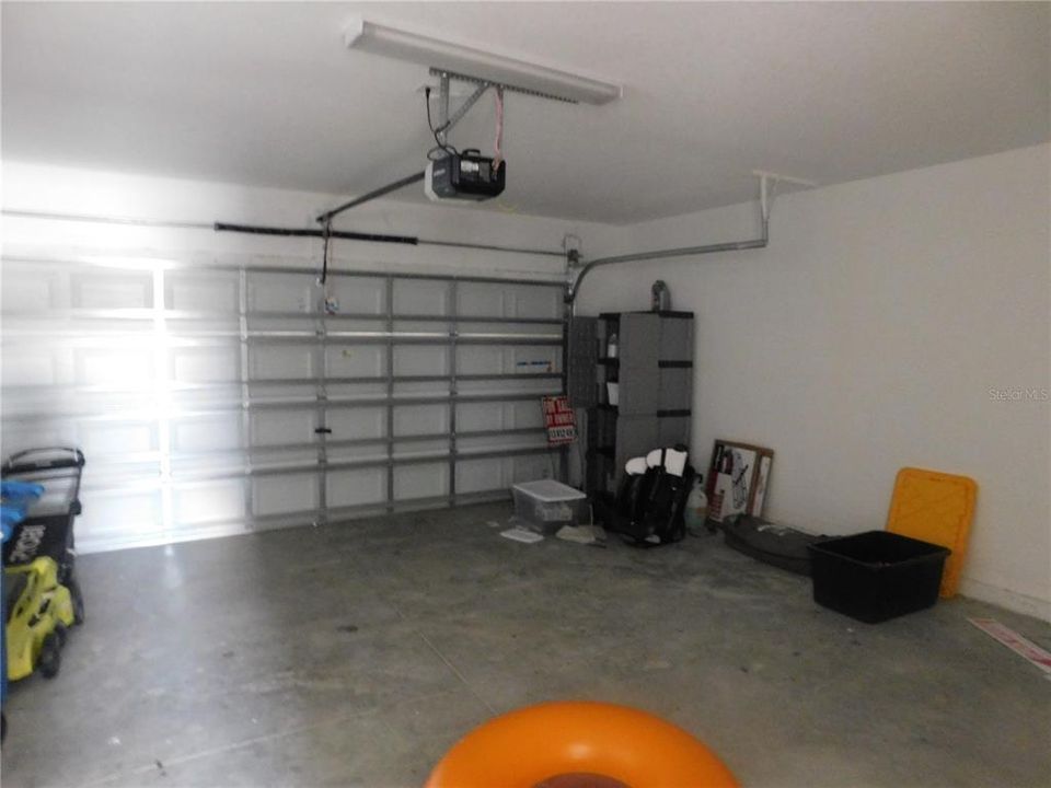 For Sale: $329,900 (4 beds, 3 baths, 2579 Square Feet)