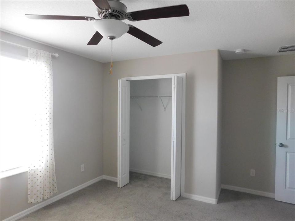 For Sale: $329,900 (4 beds, 3 baths, 2579 Square Feet)