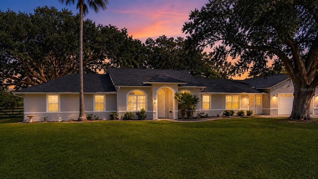 En Venta: $514,900 (4 camas, 3 baños, 2510 Pies cuadrados)