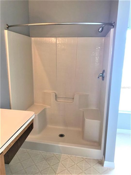 В аренду: $1,700 (3 спален, 2 ванн, 1314 Квадратных фут)