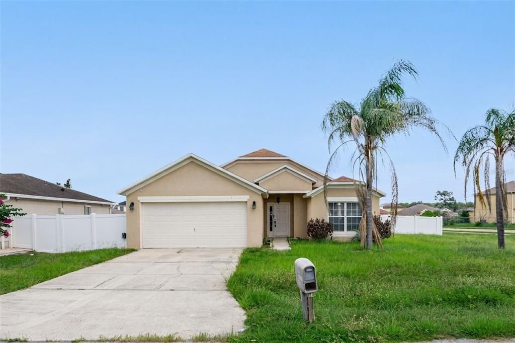 For Sale: $349,000 (3 beds, 2 baths, 1856 Square Feet)