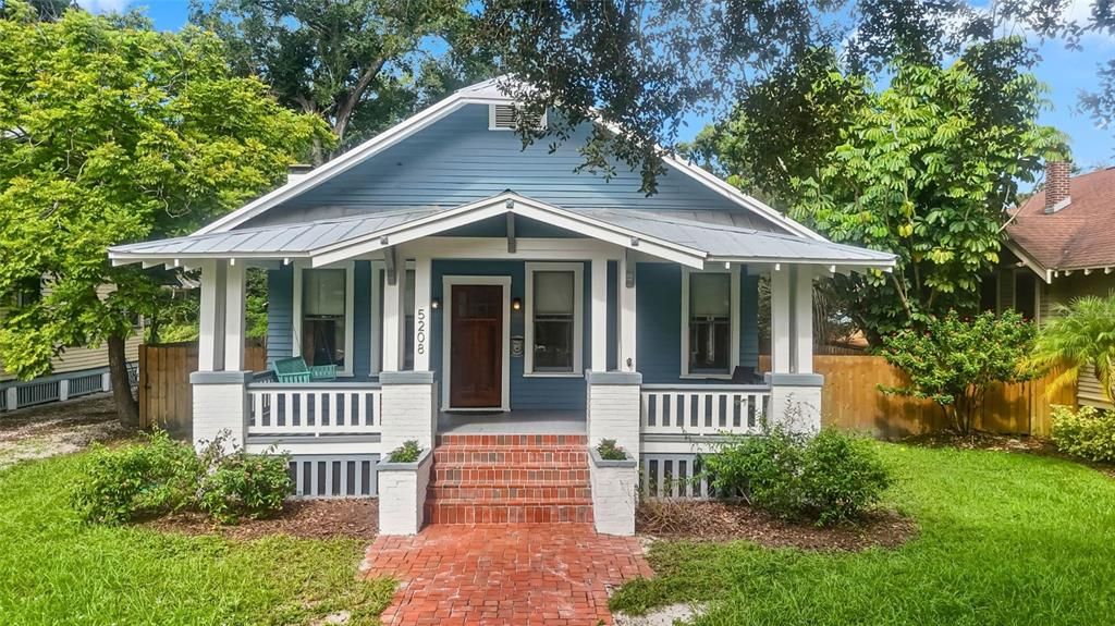 For Rent: $3,400 (3 beds, 2 baths, 1906 Square Feet)
