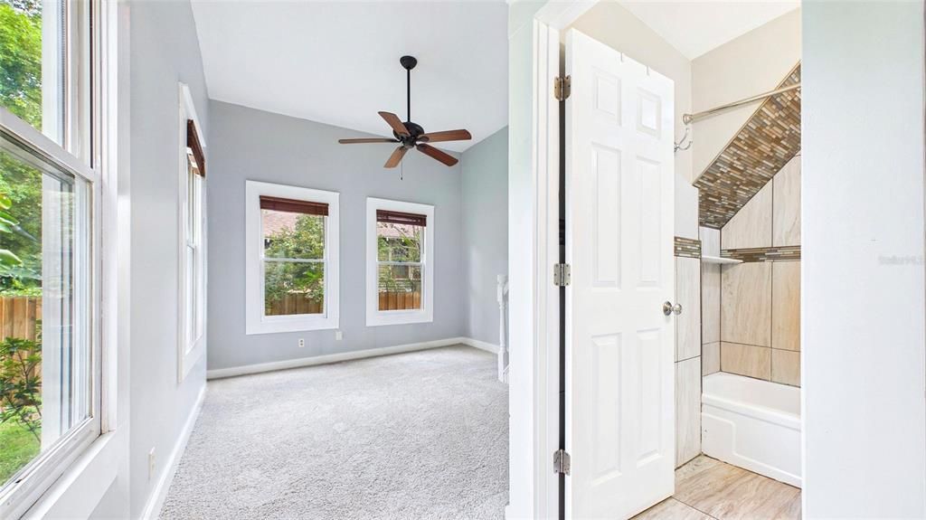For Rent: $3,400 (3 beds, 2 baths, 1906 Square Feet)