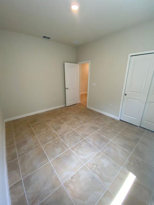 For Rent: $2,400 (3 beds, 2 baths, 1662 Square Feet)