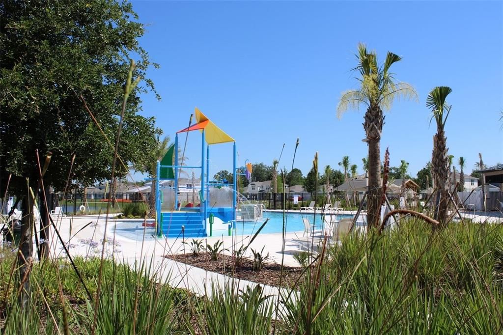 For Rent: $2,400 (3 beds, 2 baths, 1662 Square Feet)